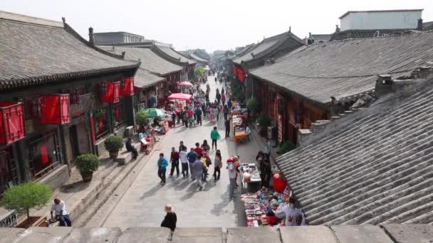 Chinees in oude stad van Pingyao, China — Stockvideo
