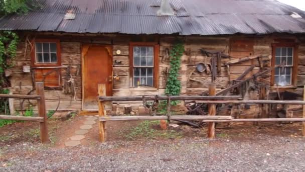 Стара західна ковбойська каюта — стокове відео