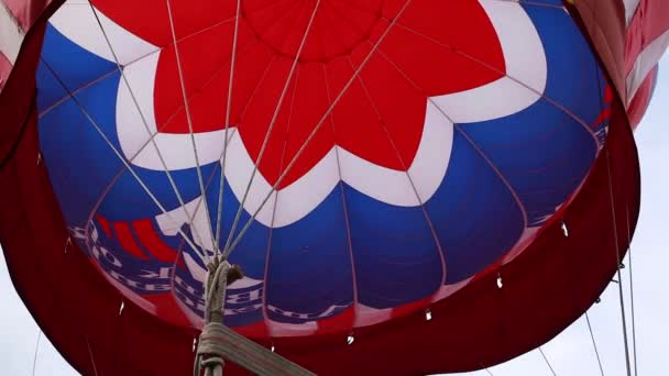 Flamme à l'intérieur ballon à air chaud — Video