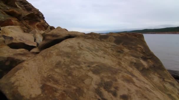 Hermosa y tranquila playa del océano — Vídeos de Stock