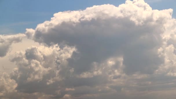 Große Gewitterwolken — Stockvideo