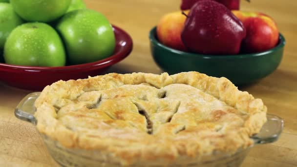 Delicioso pastel de manzana — Vídeo de stock