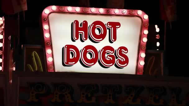 Hot dog canta bordo — Video Stock