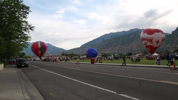 People at the freedom festival — Stock Video