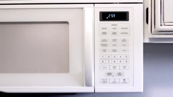 Food heating in microwave — Stock Video