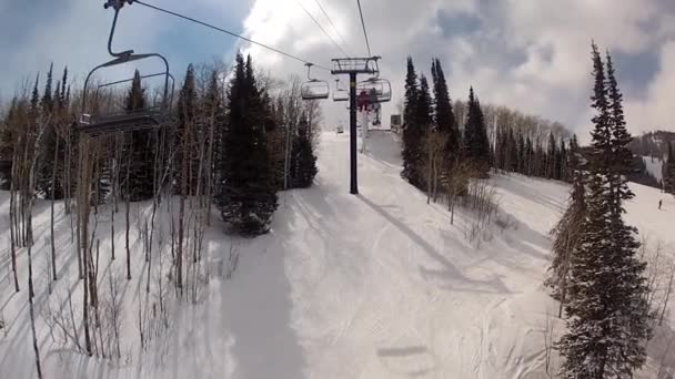 Skiërs in park city — Stockvideo