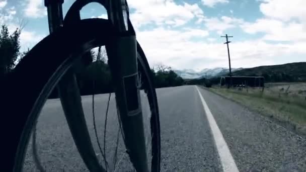 Pneu de bicicleta giratória — Vídeo de Stock