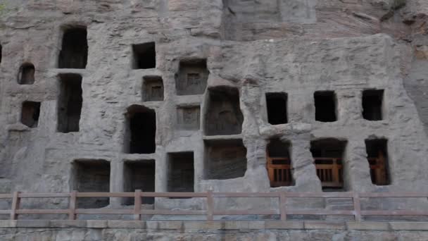 Caves in the Yungang grottoes in Datong — Stock Video