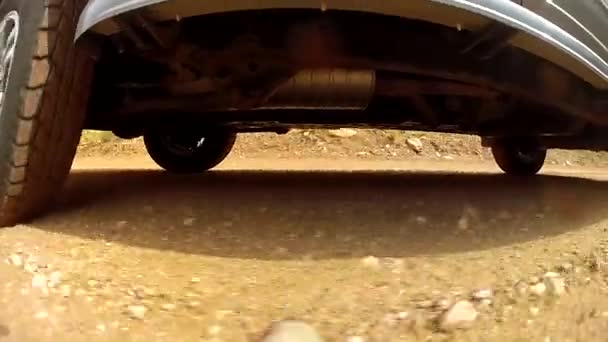 SUV kör genom capitol reef — Stockvideo