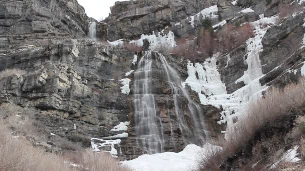Waterfall running down mountain — Stock Video