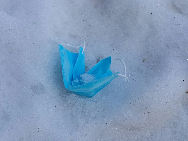 Snowcovid-19 'da tek kullanımlık tıbbi malzeme kullanılmış..