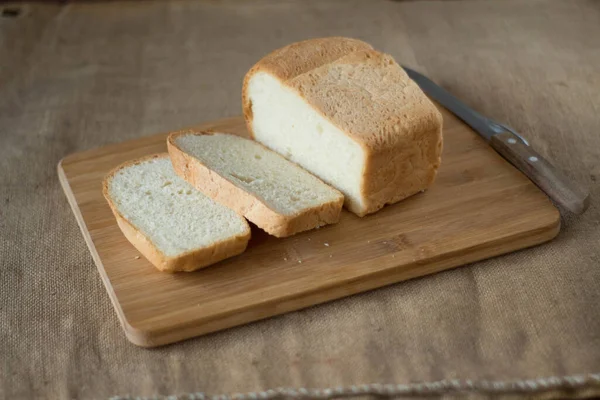 Breakfast chopped fresh white baguette healthy food — Stock Photo, Image