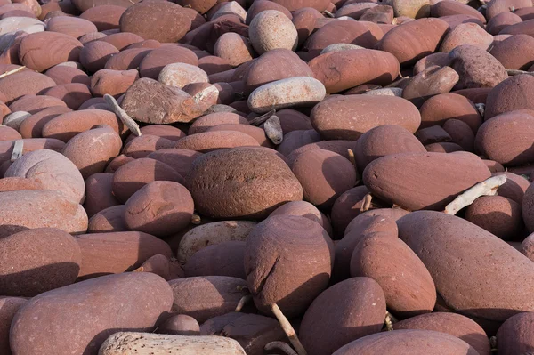 Menorca Adası üzerinde yuvarlak taşlar