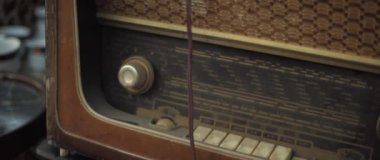 Retro tarzı radyoyu kapat