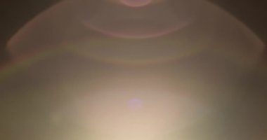 Bir paket sıcak sarı lens fişeği. 