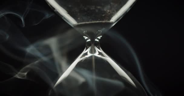 Ende des Zeitzyklus in der Sanduhr — Stockvideo