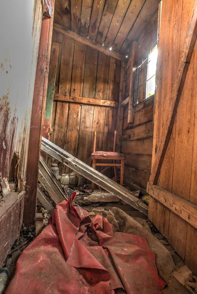 Alte verlassene Hütte Haus zu Hause Innenraum — Stockfoto