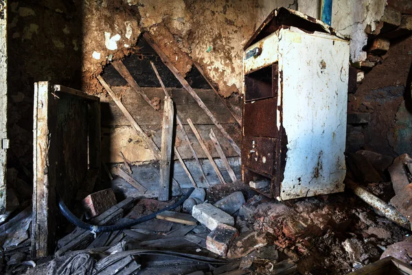 Casa de campo abandonada velha Casa Interior — Fotografia de Stock