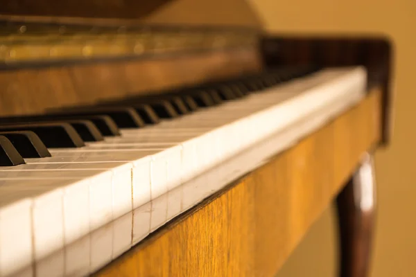 Piano and Keys — Stock Photo, Image