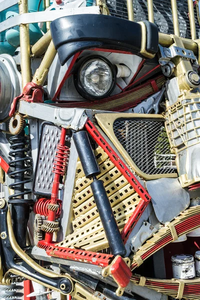 Detalhe da cara do robô humano Junk Metal — Fotografia de Stock
