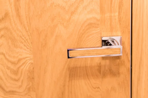 Wood and Chrome Door Handle — Stock Photo, Image