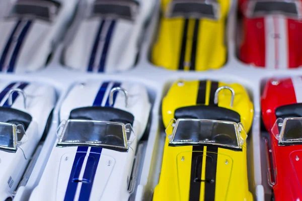 Primer plano de los coches de juguete — Foto de Stock