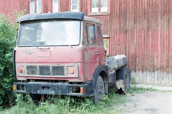 Old Lorry and Old House — Stock Photo, Image