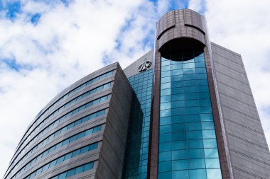 Ural Sib Rus banka dış