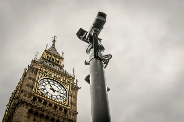 Cctv カメラとビッグ ベン ロンドンのランドマーク — ストック写真