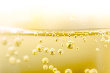 Görüntüyü parlak gazlı baloncuklar