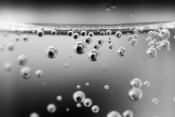 波光粼粼的汽水泡沫的宏观形象 — 图库照片