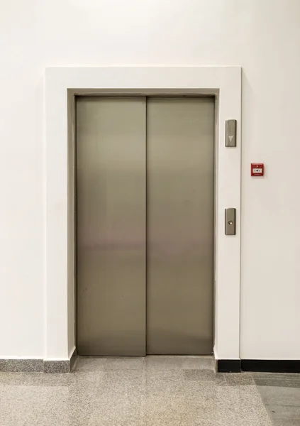 Everyday Common Lift Door Entrance — Stock Photo, Image
