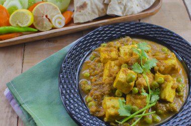 Matar paneer