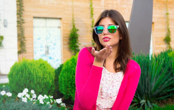 Portrait of Young stylish hipster brunette young woman — Stock Photo, Image