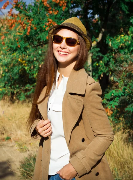 Fashion closeup portrait of a pretty girl. — Stok fotoğraf