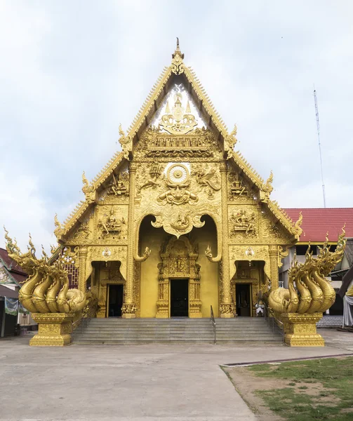黄金の寺院の前 — ストック写真