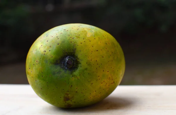 Närbild Läcker Mango — Stockfoto