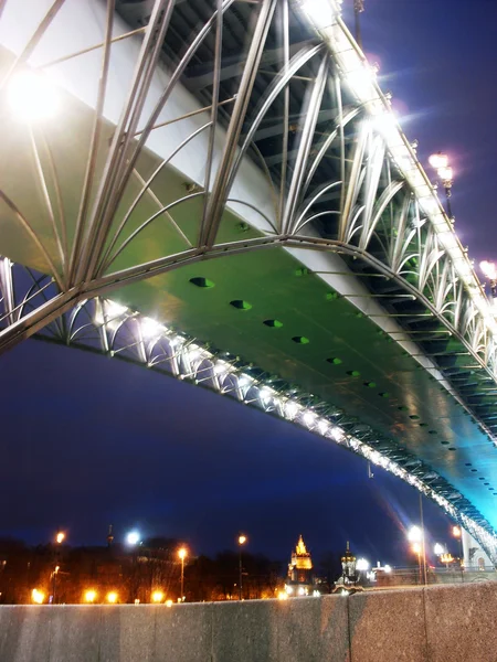 Bajo el puente — Foto de Stock