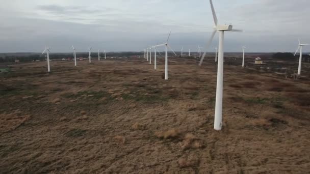An aerial view of a wind farm — Stock Video