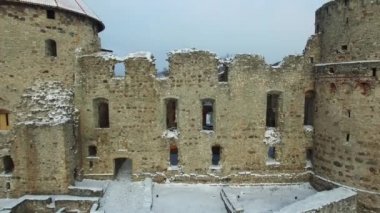 Cesis şehir güzel kale kalıntıları olduğunu Orta Çağ, Letonya Livonya sırayla villası