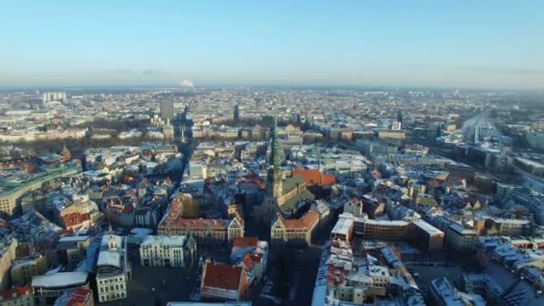 Vue aérienne sur la vieille ville de Riga — Video
