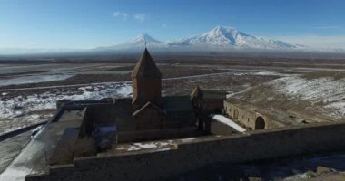 Khor Virap Manastırı panorama adlı gündoğumu önünde Ararat dağı, Ermenistan