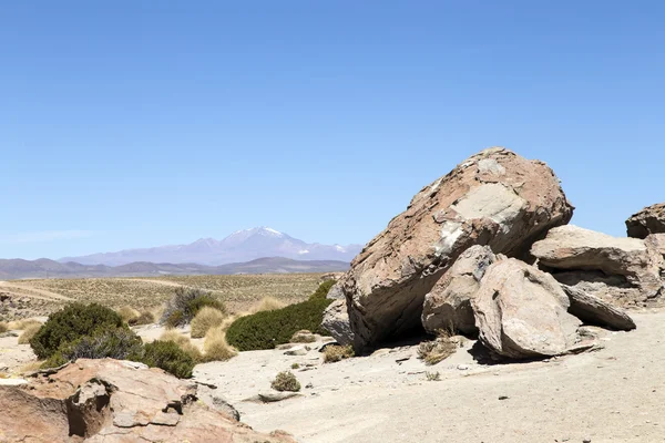 大きな岩のアタカマ — ストック写真