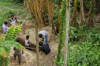 29 Mayıs 2021, Kolkata, Batı Bengal Hindistan: Kolkata 'da İslami defin ritüeli. Müslüman cemaatinin son ayinleri. Seçici odak.