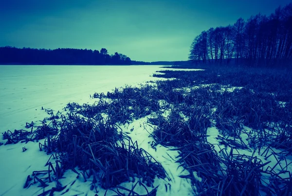 Vintage foto van bevroren meer — Stockfoto