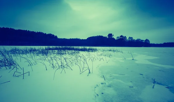 Foto vintage del lago congelado — Foto de Stock