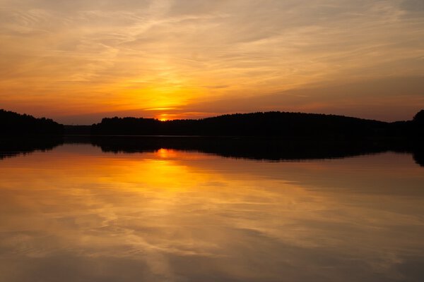 Lake sunset