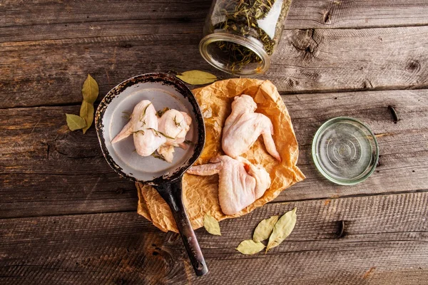 Raw chicken wings for panning — Stock Photo, Image
