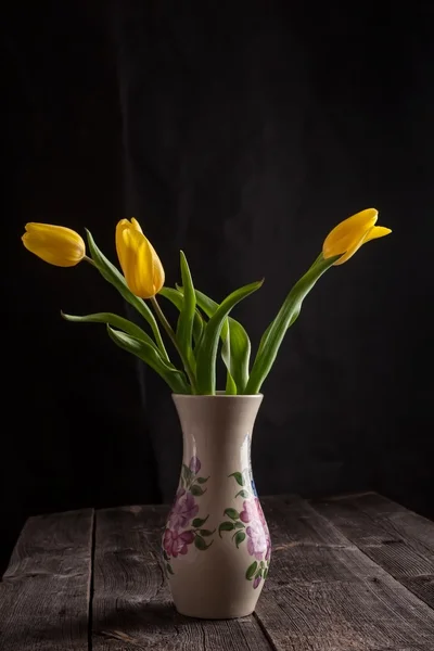 Fleurs de tulipes jaunes — Photo