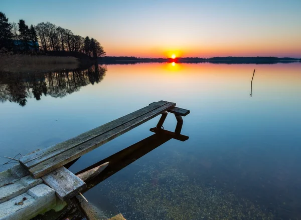 Lake landscape at sunset — Stock Photo, Image